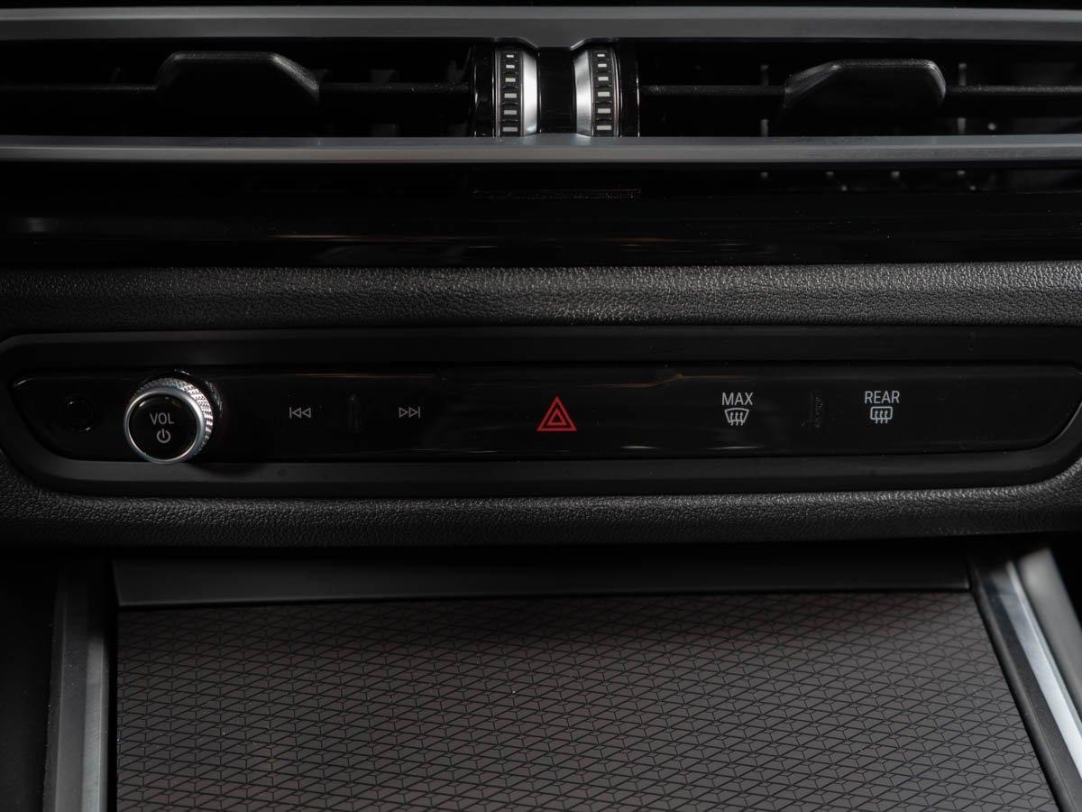 BMW M340i xDrive Touring  *PANO*HUD*H&K*NAVI*