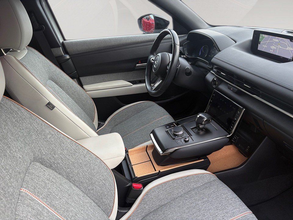 Fahrzeugabbildung Mazda MX-30 35,5 kWh 145PS KOM-P MC-P PRE-P GSD