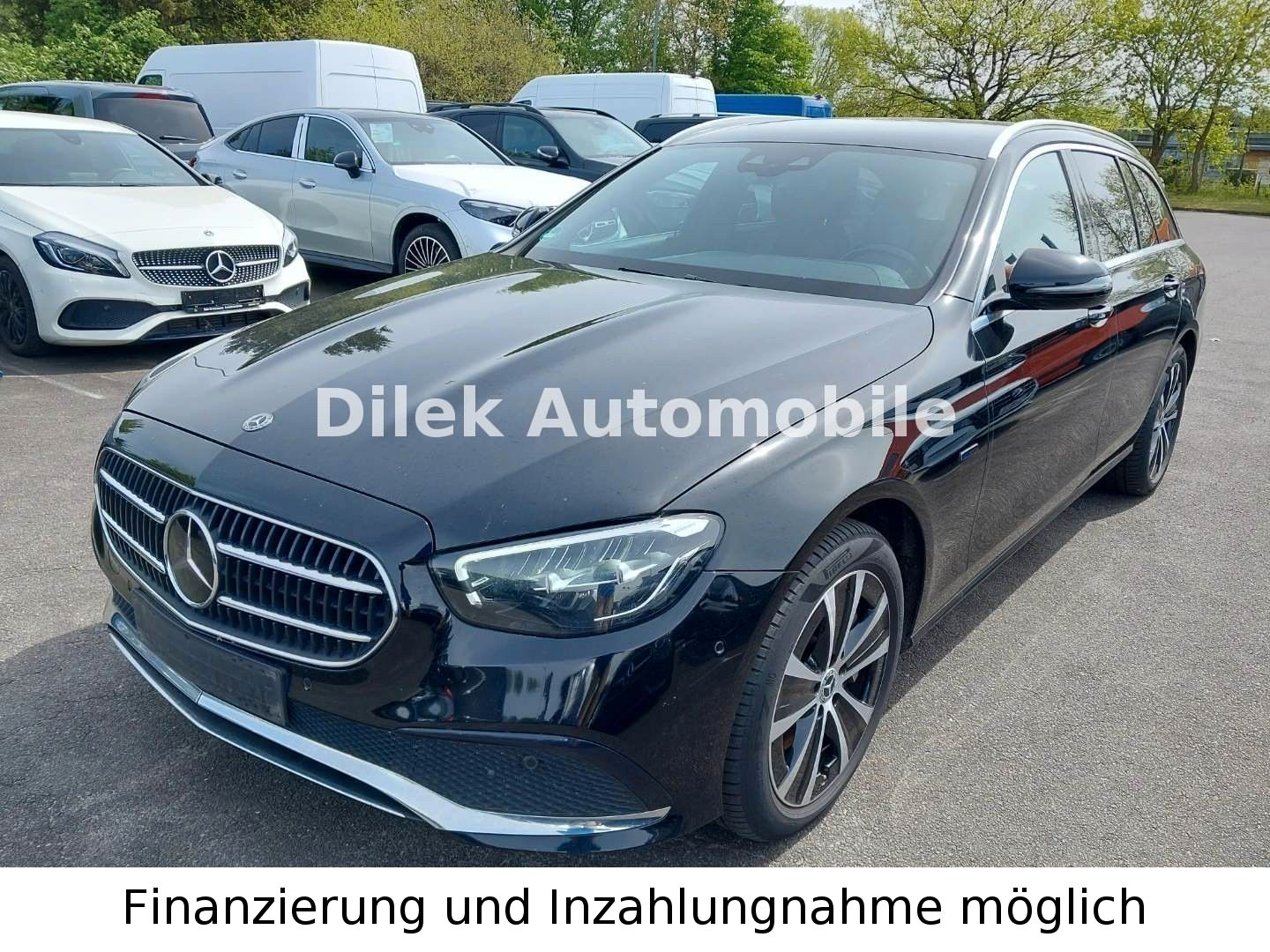 Mercedes-Benz E 300 E T-LED/KAM/AHK/NAVI/TOT/MBUX/SHZ imagem 2