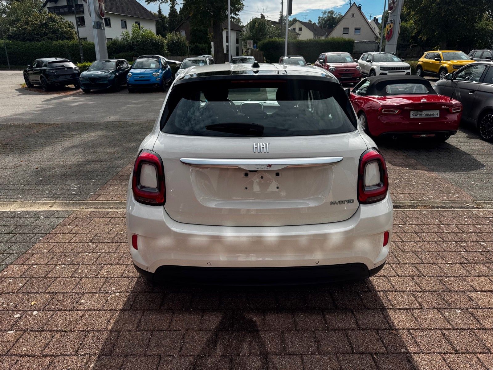 Fahrzeugabbildung Fiat 500X Automatik Kamera Carplay Klima Tageszulass.