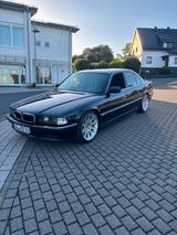 BMW e38 728i - BMW 728: 728i E38