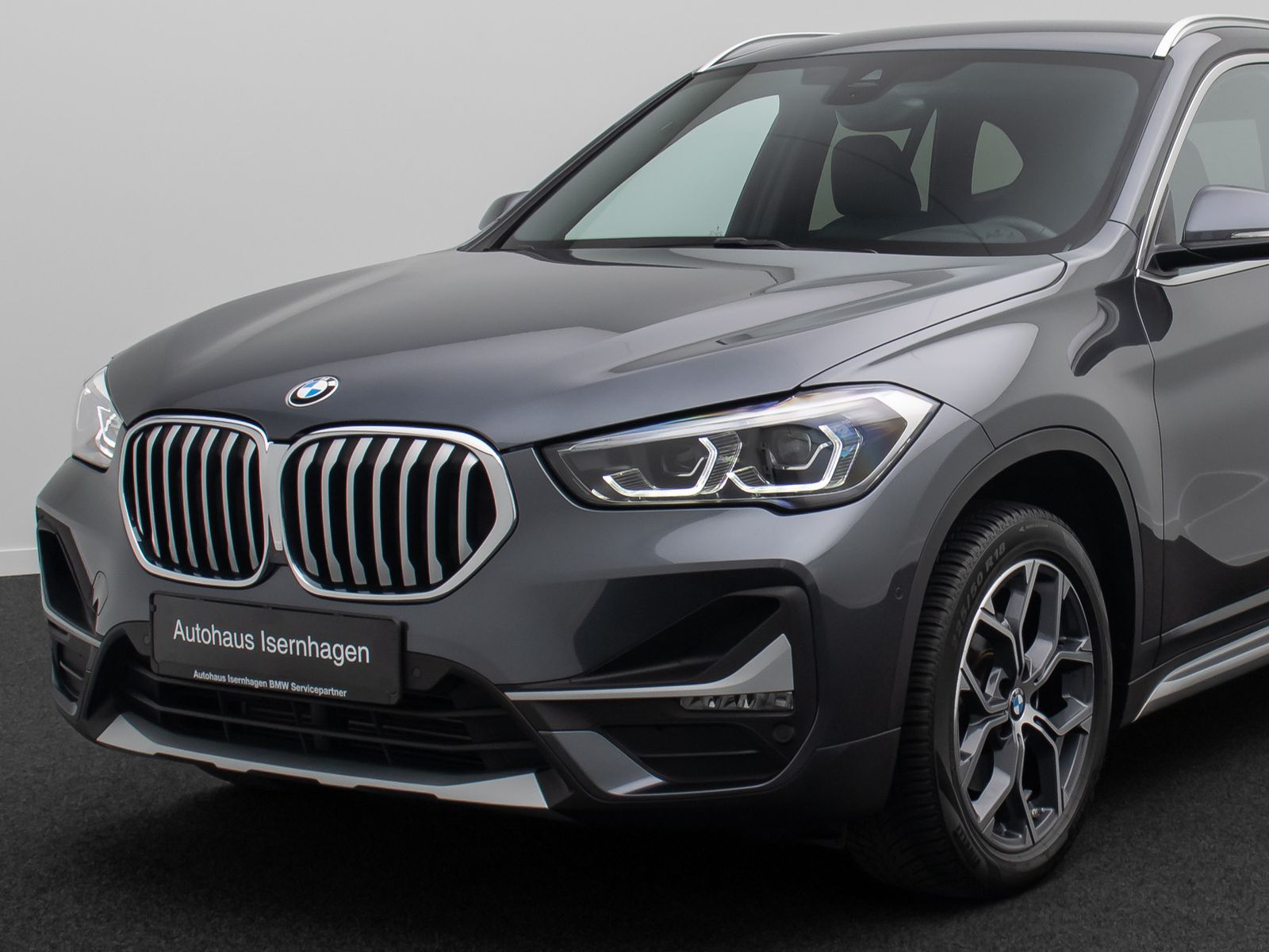 Fahrzeugabbildung BMW X1 sD18i xLine DAB Kamera HiFi Komfort Sport 18"