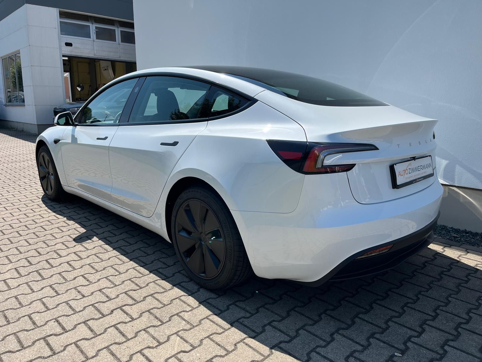 Tesla Model 3 Premium Long Range Dual AWD 6.000 km foto 4