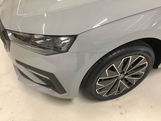 Scala Tour 85 kW DSG NAVI ALU S-HZG KAMERA LED