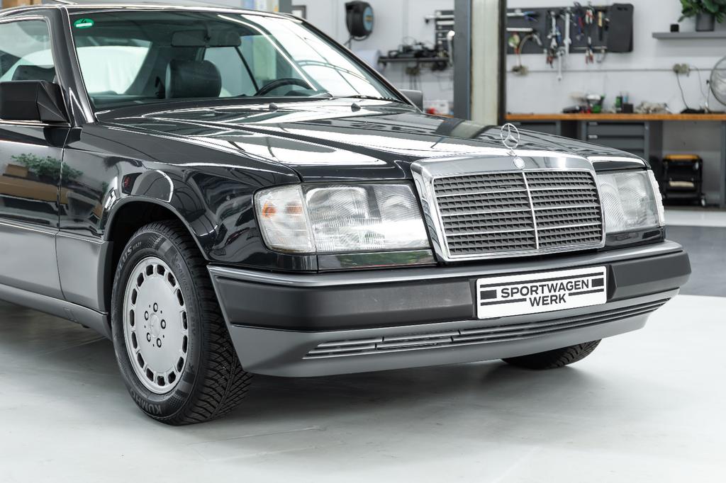 Mercedes-Benz CE 230