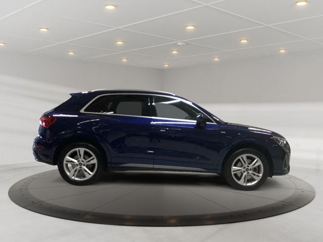 Q3 S line 45 TFSI e S tronic,Matrix-LED,Kamera,N