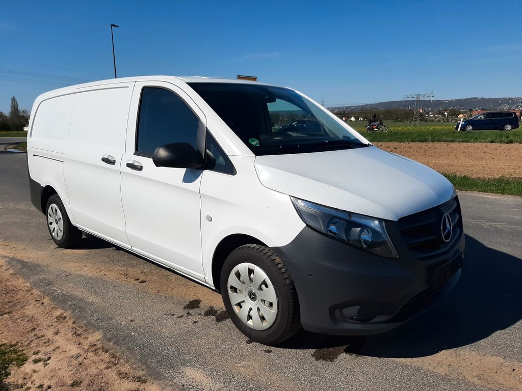 Image of Mercedes-Benz Vito