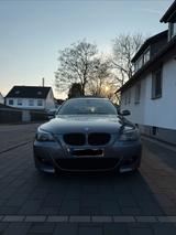BMW E60 525i M-Paket - BMW 525: E60