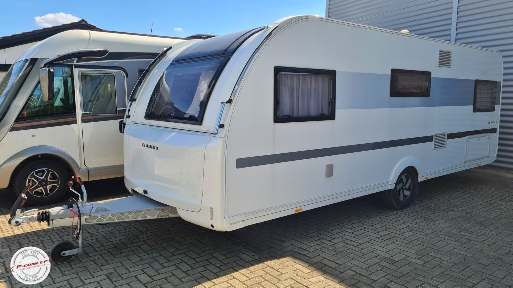 Adria Adora 613 UL XXL-Sitzgruppe 