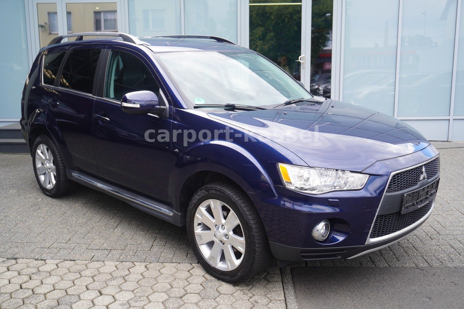 Mitsubishi Mitsubishi Outlander Motion 2WD
