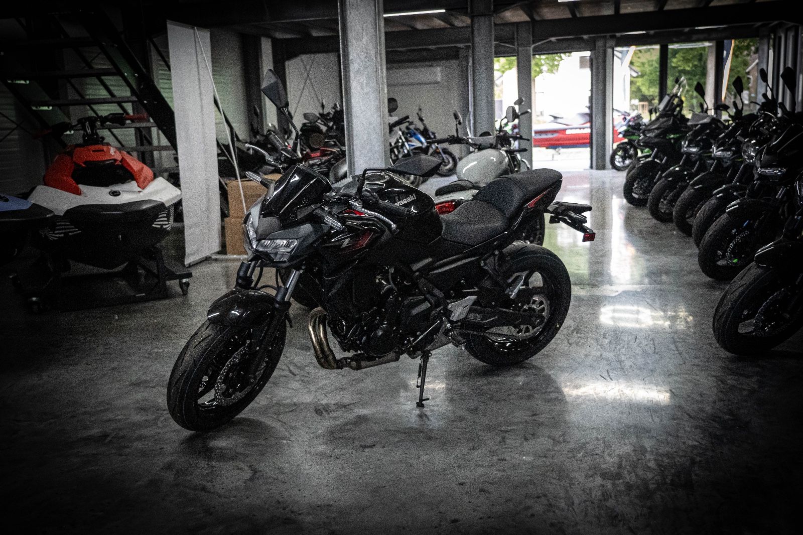 Fahrzeugabbildung Kawasaki Z650 Model 2025  4 Jahre Garantie