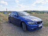 BMW E90 Facelift 325i xDrive | M Performance - BMW 3er-Reihe E90 mit Benzin-Antrieb