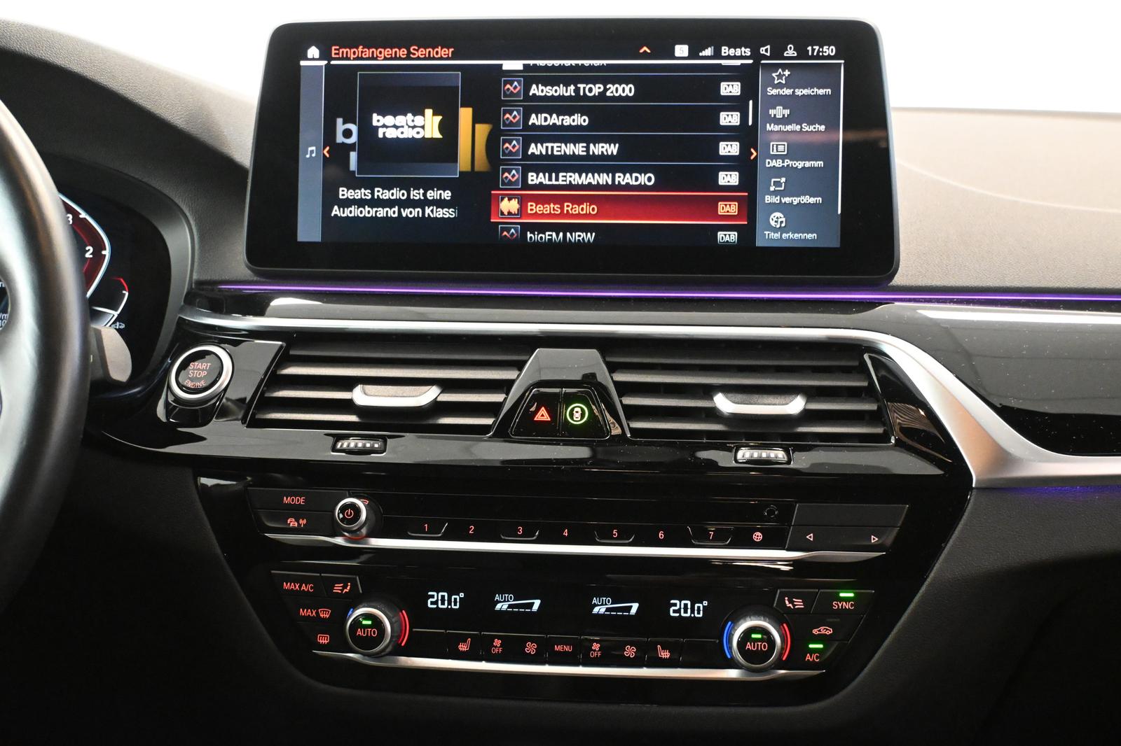 BMW 530 d*M-LENKR*KAMERA*LEDER*ACC*KEYLESS*CARPLAY