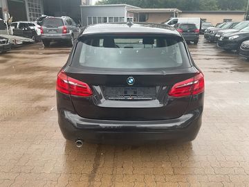BMW 218 - 7