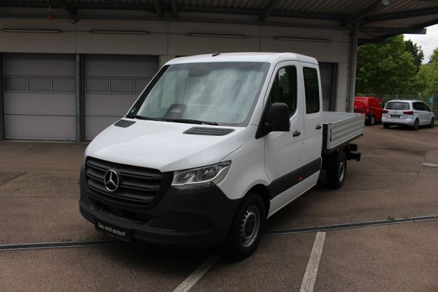 Vorschaubild von: Mercedes-Benz
Sprinter 317 DOKA Pritsche AHK 7-Sitze LED Klima