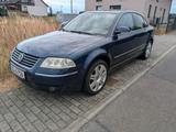 Volkswagen VW Passat 2.5 TDI Tiptronic 3bg - Volkswagen Passat mit Diesel-Antrieb: Limousine, TDI 3b