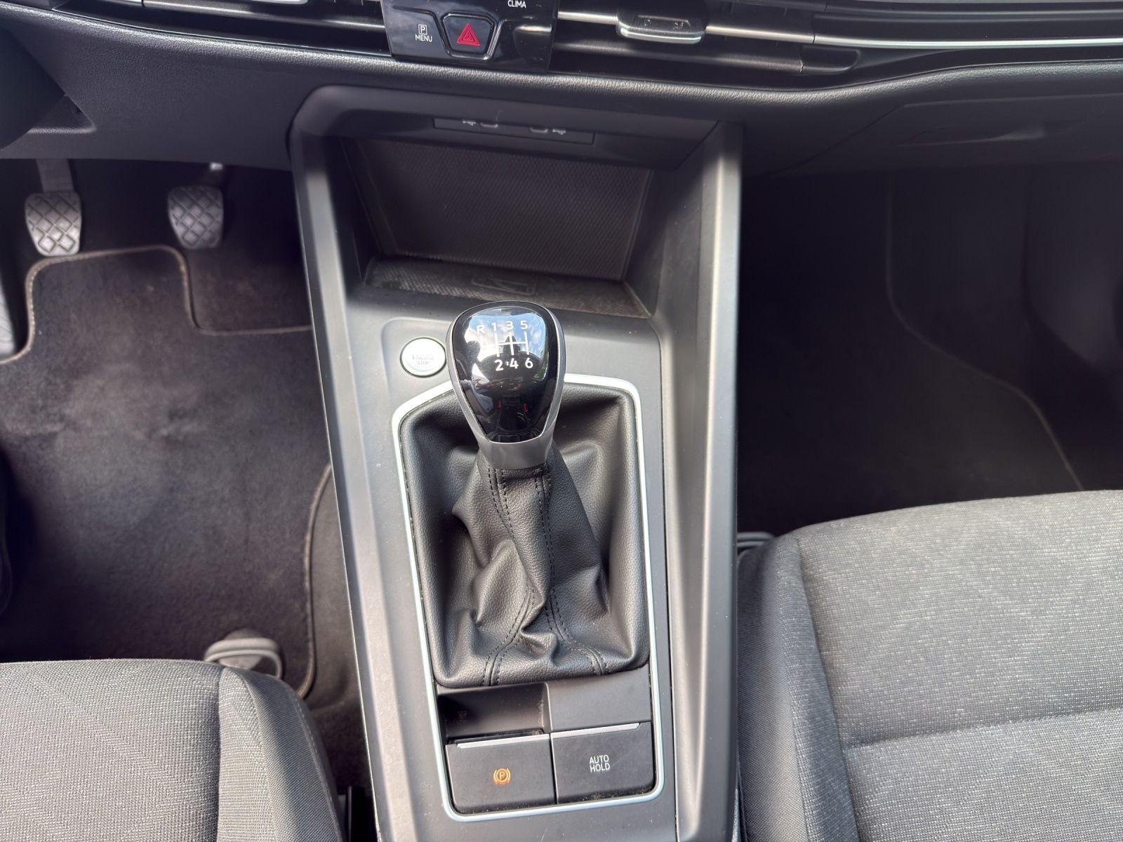 Volkswagen Golf VIII 1.0 TSI Life NAVI+ACC+LED+CARPLAY., миниатюра 12