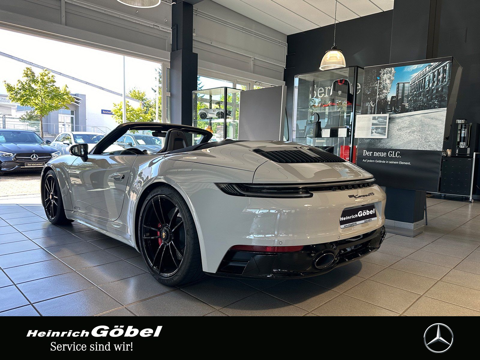 Fahrzeugabbildung Porsche 911 Carrera GTS Liftsystem, Hinterachslenkung