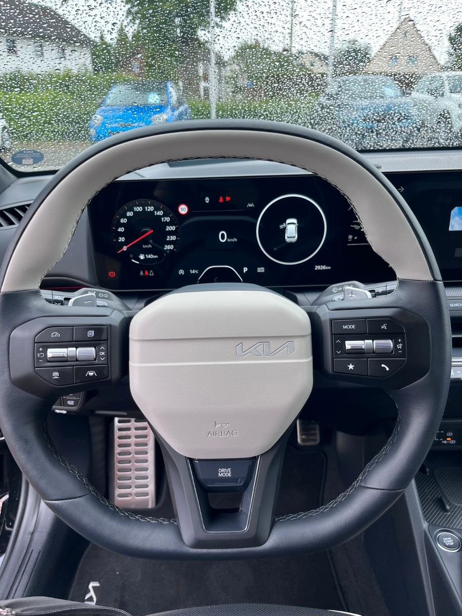 Fahrzeugabbildung Kia K4 Sportswagon 1.6 GT-Line Leder 360'Kamera uvm.