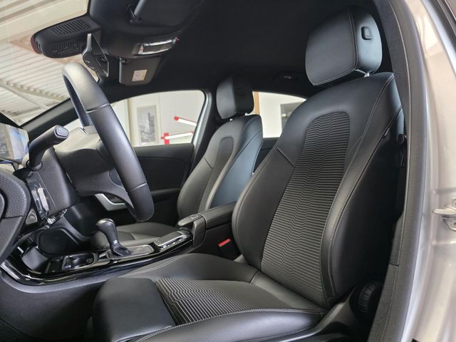 MERCEDES-BENZ A 200 — Foto 14