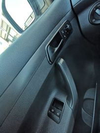 Volkswagen Caddy - 12