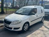 Skoda Roomster Praktik 1.2 TDI Kasten 1.Hand Euro 5 - Skoda Roomster mit Diesel-Antrieb: 1.2