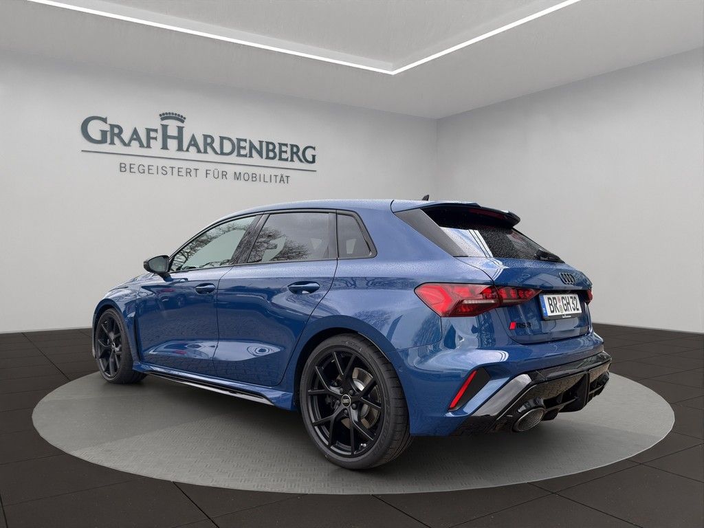 Audi RS3 Sportback quattro S-Tronic foto 4