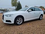 Audi A4 Avant basis ultra - : Weiß, Freisprecheinrichtung