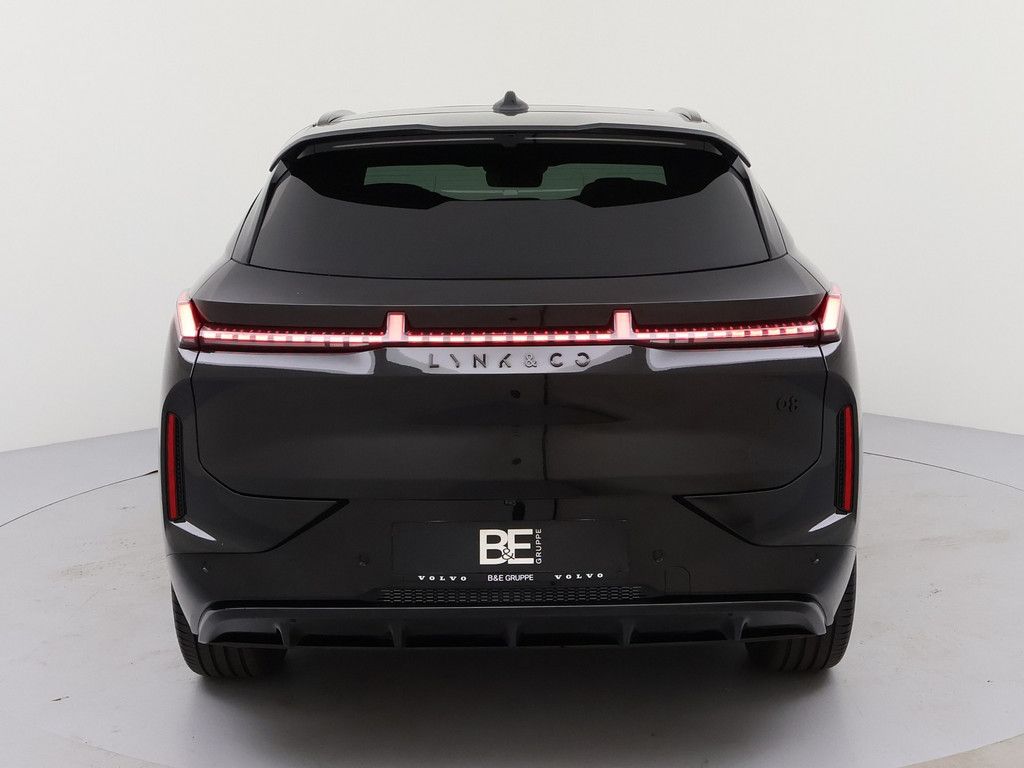 Lynk & Co 08