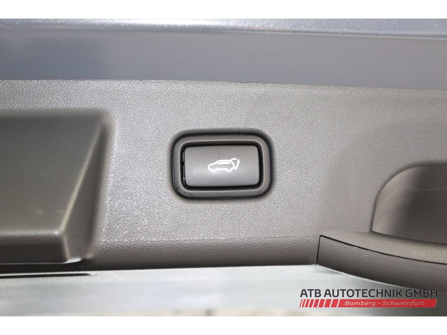 Fahrzeugabbildung Hyundai Tucson Prime 1.6 T-GDI PHEV 4WD SOH 98,7%  HUD N