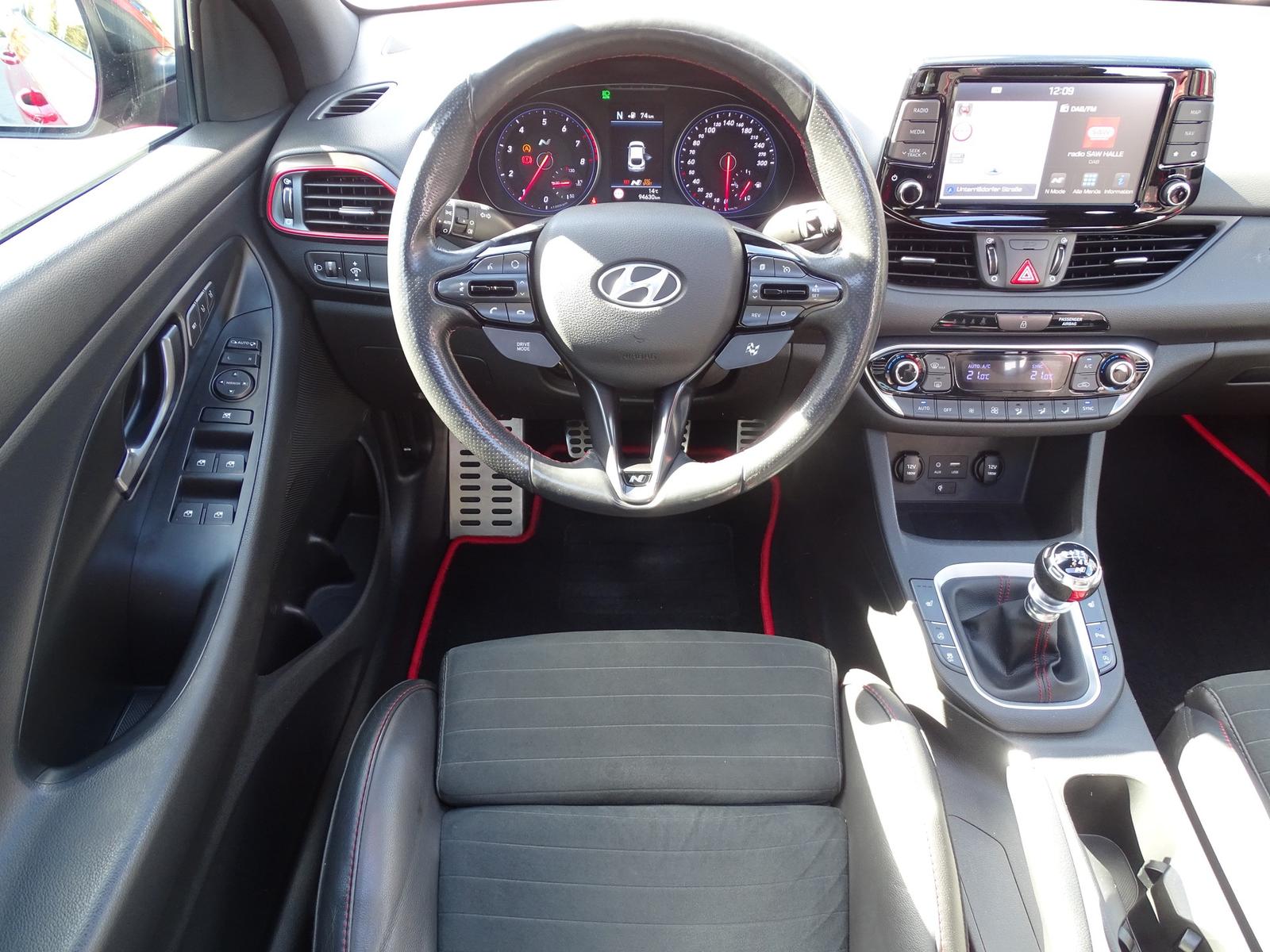 Hyundai i30 2.0 T-GDI N Performance LED Navi Panorama