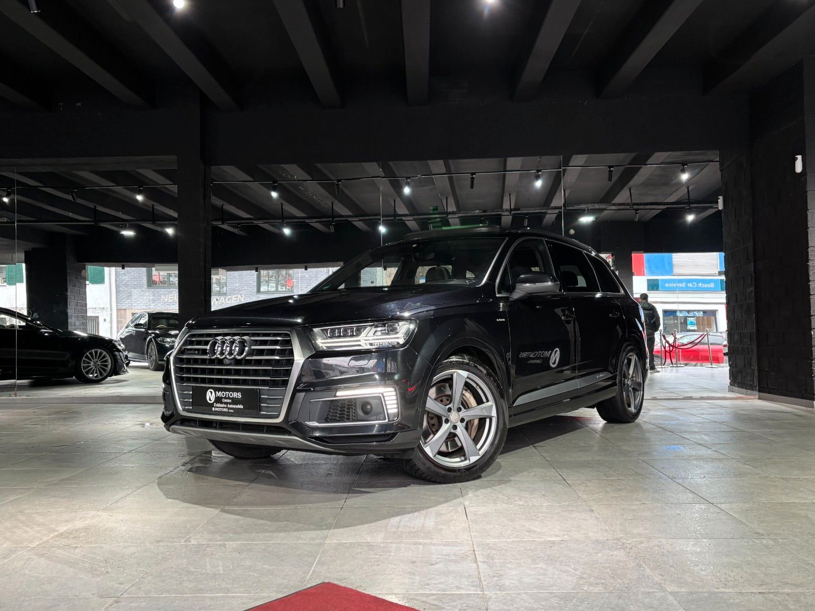 Fahrzeugabbildung Audi Q7 3.0 TDI E-tron *S-Line*B&O-3D*Pano*HUD*360°