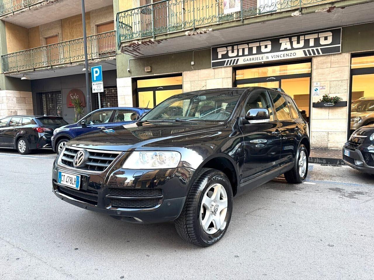 Volkswagen Touareg 2005 — photo 9