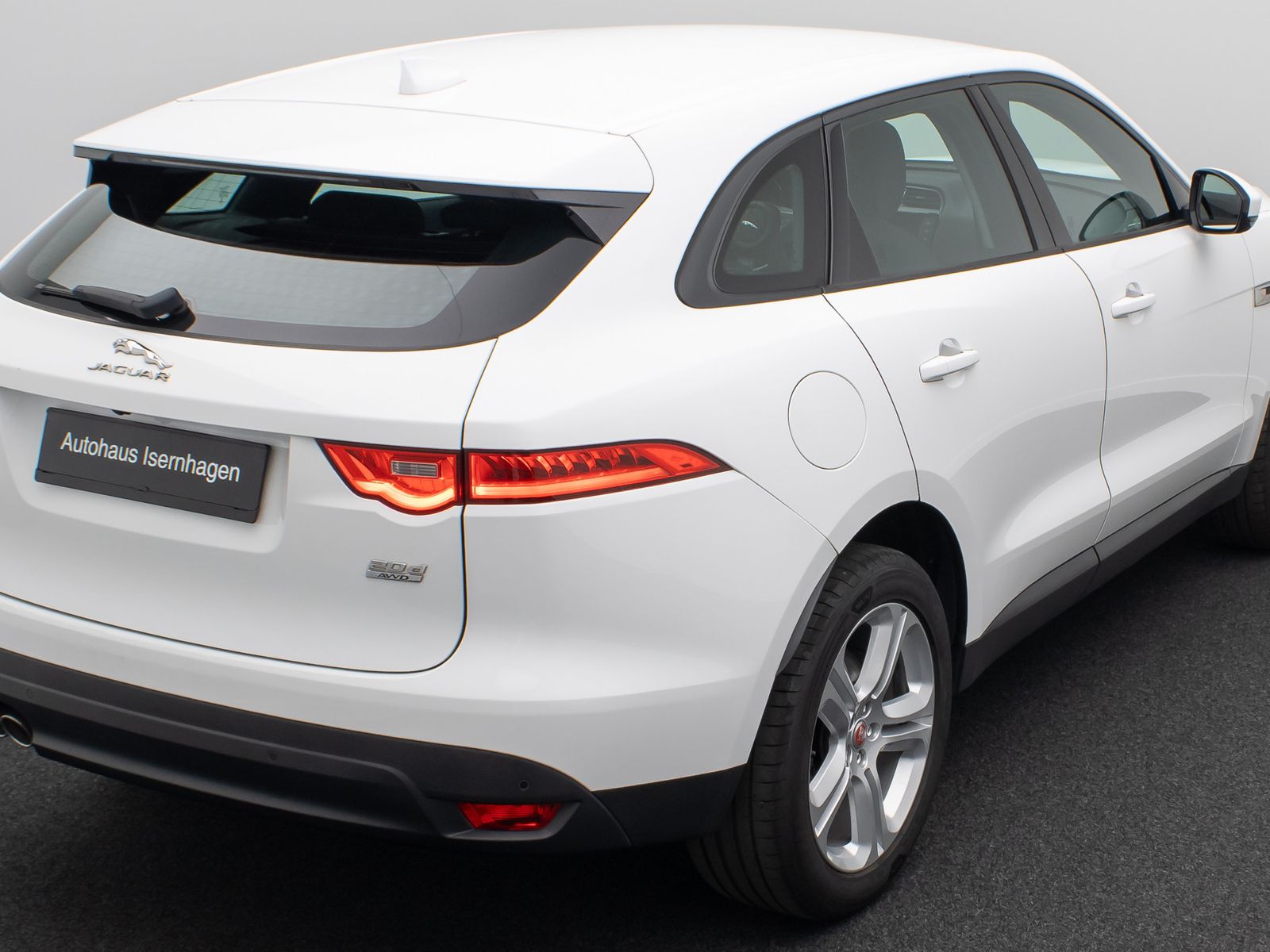 Fahrzeugabbildung Jaguar F-PACE Pure AWD Xenon Memory Kamera Tempomat 20"
