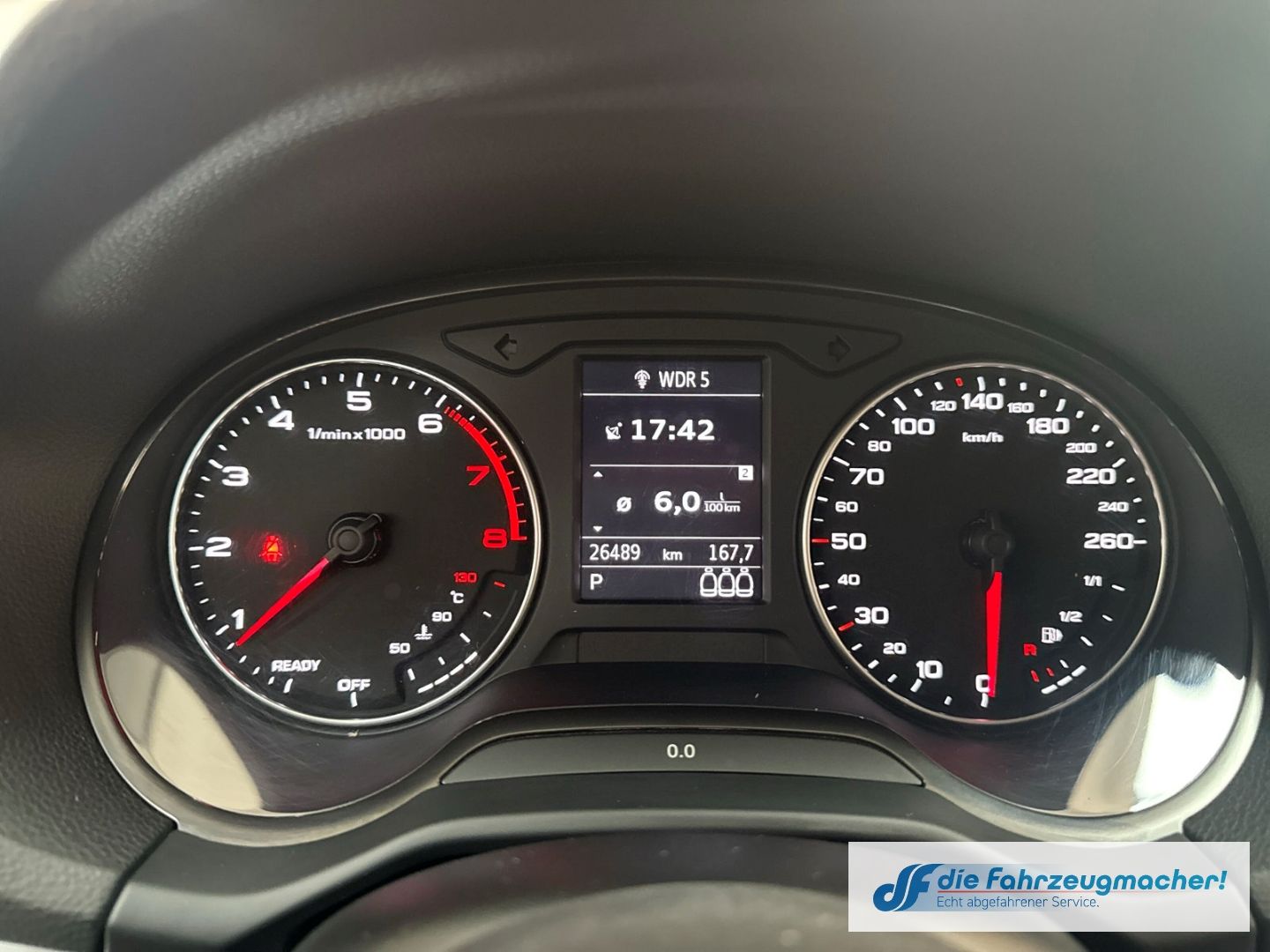 Fahrzeugabbildung Audi Q2 sport Sportpaket Navi Digitales Cockpit LED A