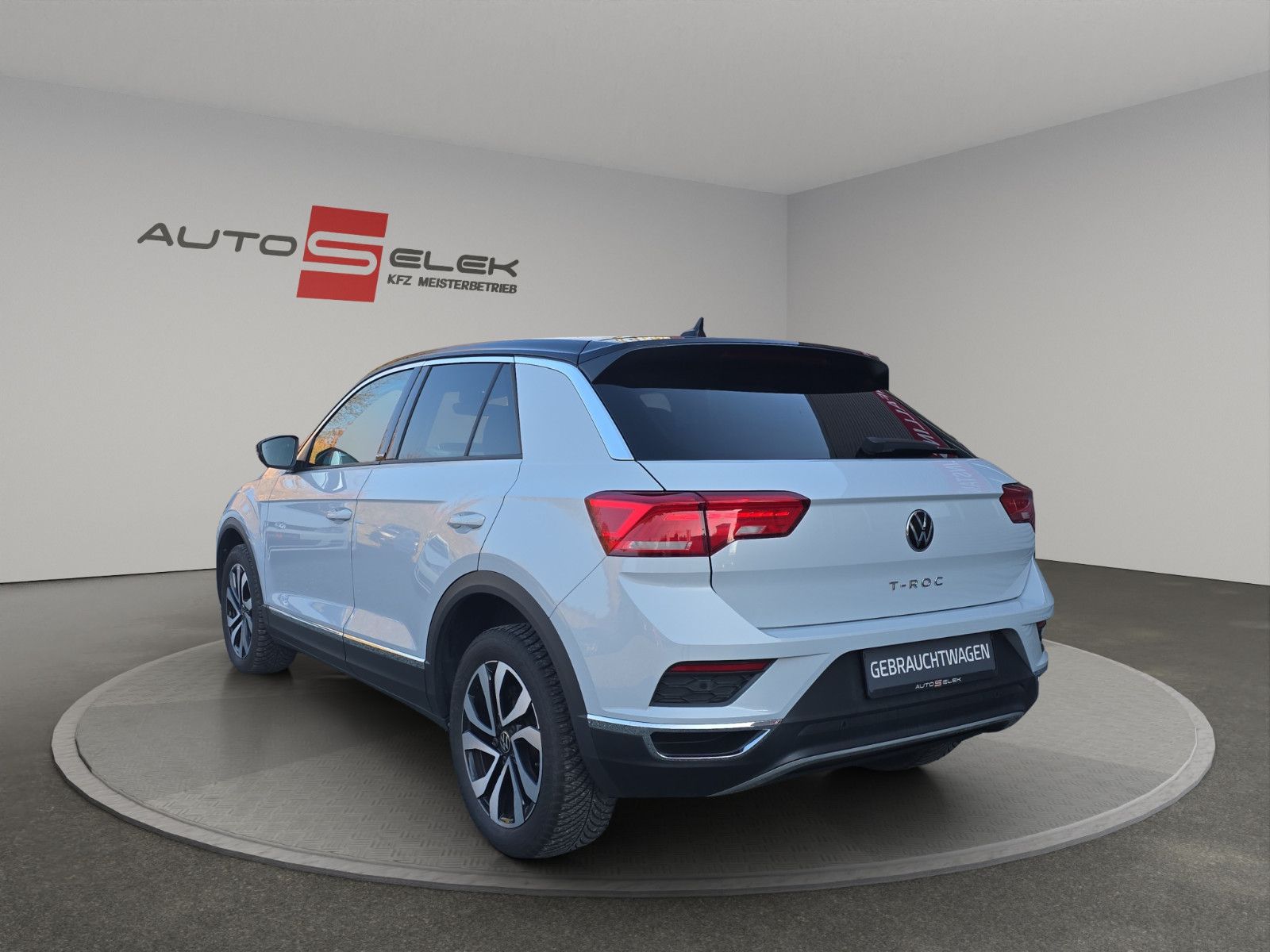 Fahrzeugabbildung Volkswagen T-Roc Active+NAVI+TEMPOMAT+KAMERA+PDC