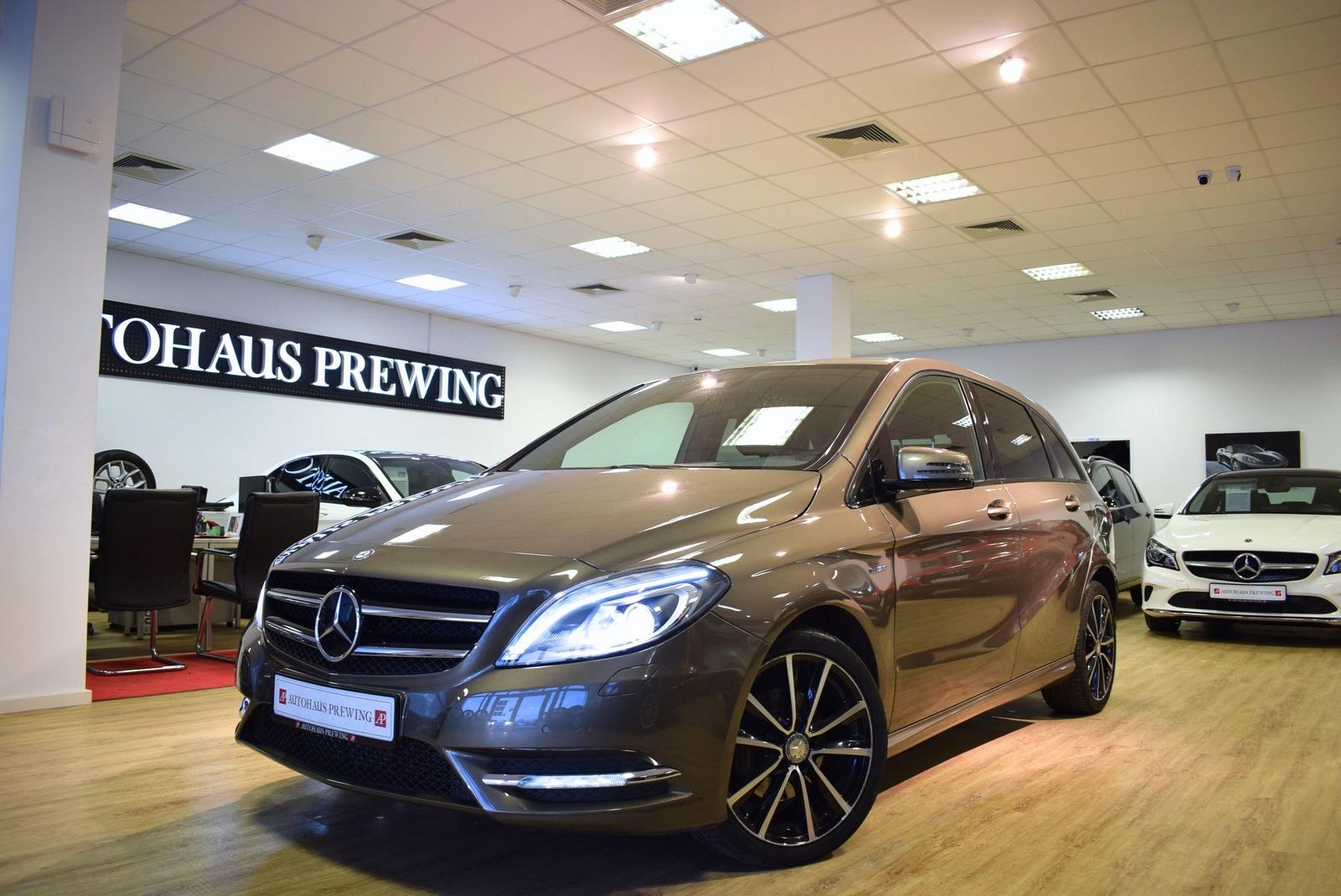 Mercedes-Benz B 200 SPORTPAKET/NIGHT/COMAND/KAMERA/MEMORY/1.HD