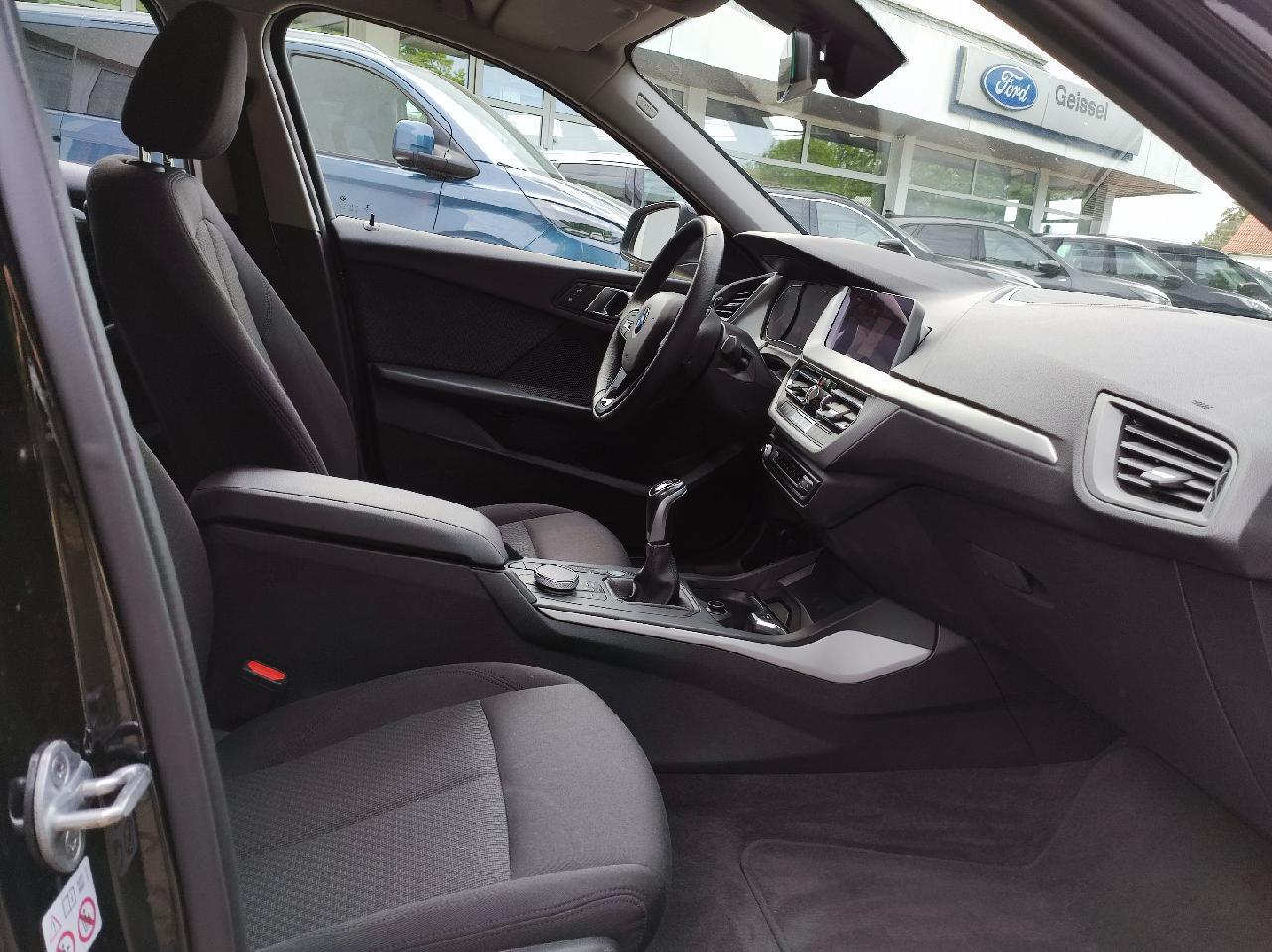 BMW 118 i Limousine Advantage KLIMA NAVI Sitzhzg. PD, миниатюра 9