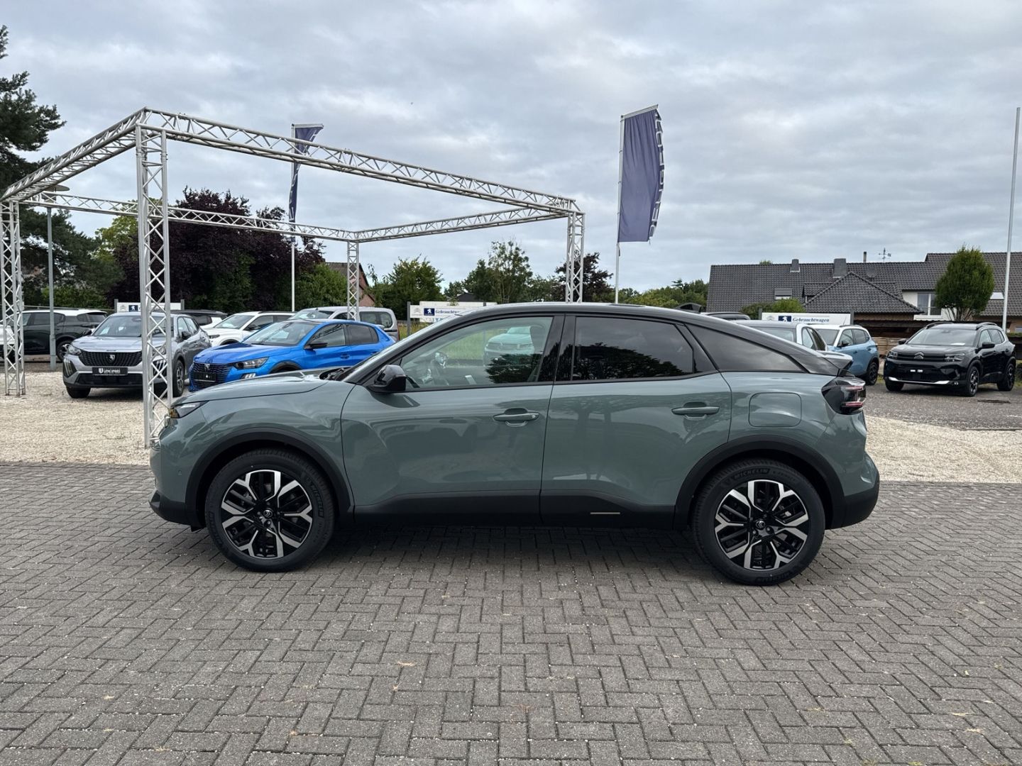 Fahrzeugabbildung Citroën C4 Max PureTech 130 Automatik MAX HUD Digitales
