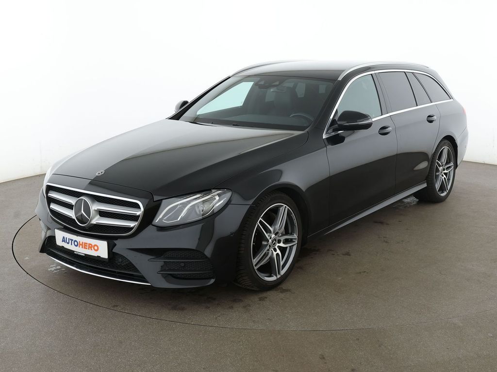 Image of Mercedes-Benz E 300