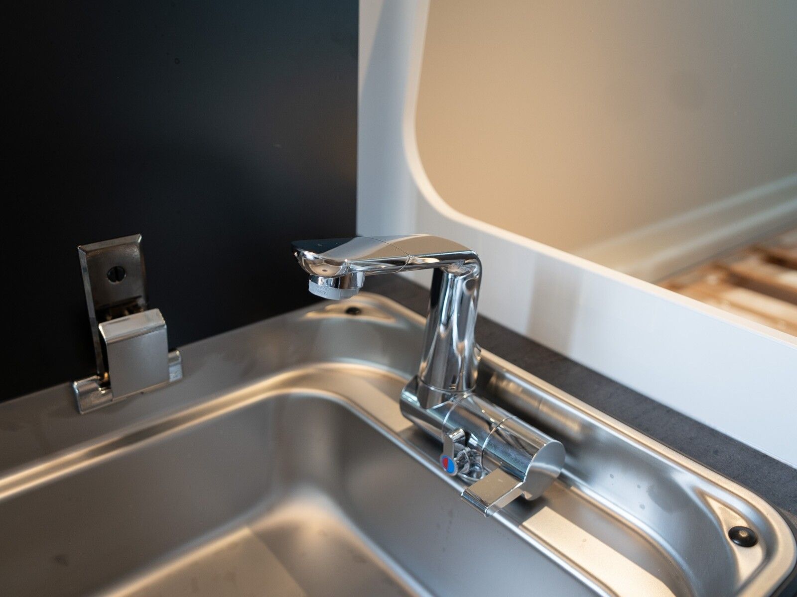 Fahrzeugabbildung Sunlight Adventure Cliff 640 MJ26*Rahmenfenster*Faltverd.