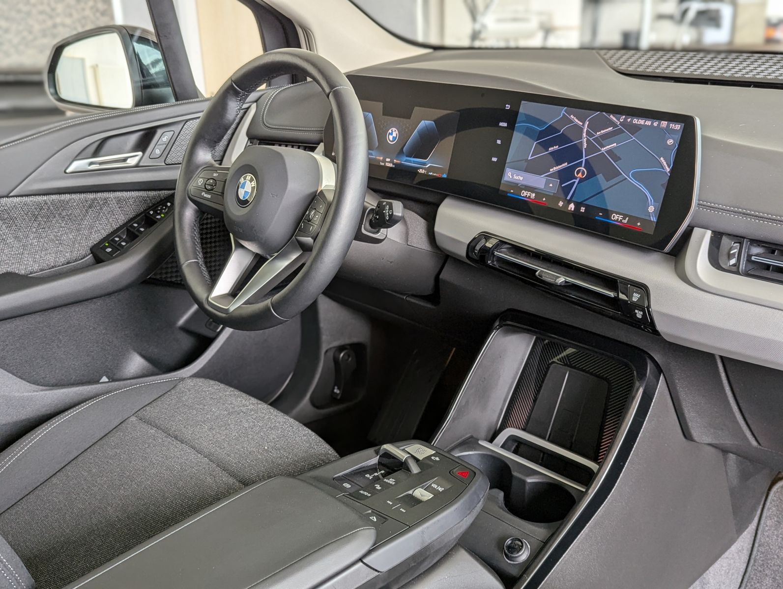 BMW 220 Active Tourer Aut AHK Pano Cam Premium-Paket - Image 11