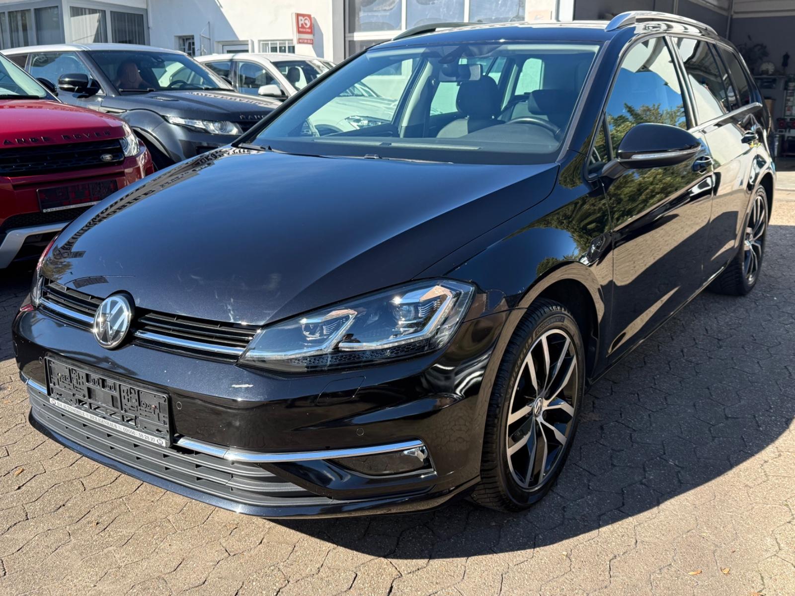 Volkswagen Golf VII Variant Highline*PDC*CarPlay*Navi*LED