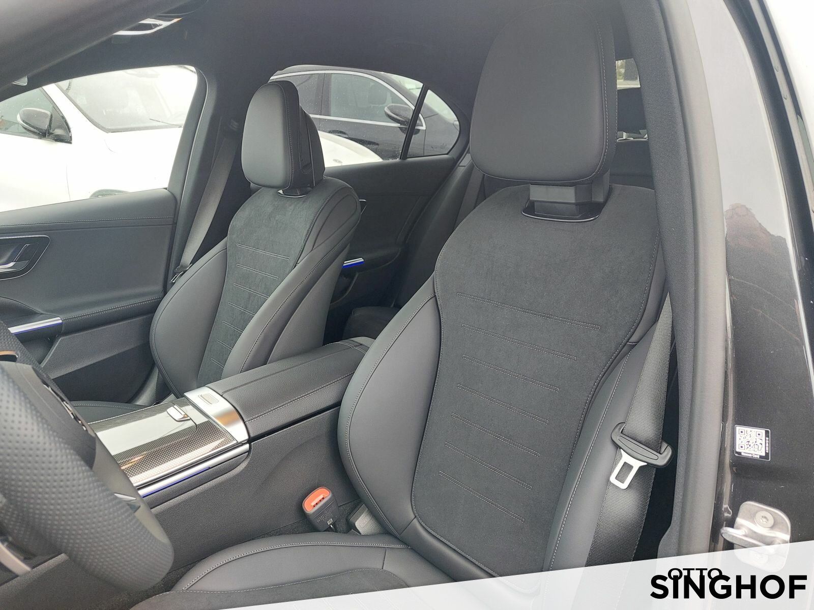 Fahrzeugabbildung Mercedes-Benz C 220 d AMG eff.3,99%+AHK+LED+Distronic+360+TOTW