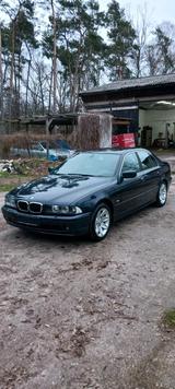 BMW E39 530i Exklusiv Paket vieles neu 10x... - BMW 530 aus 2000: 530i