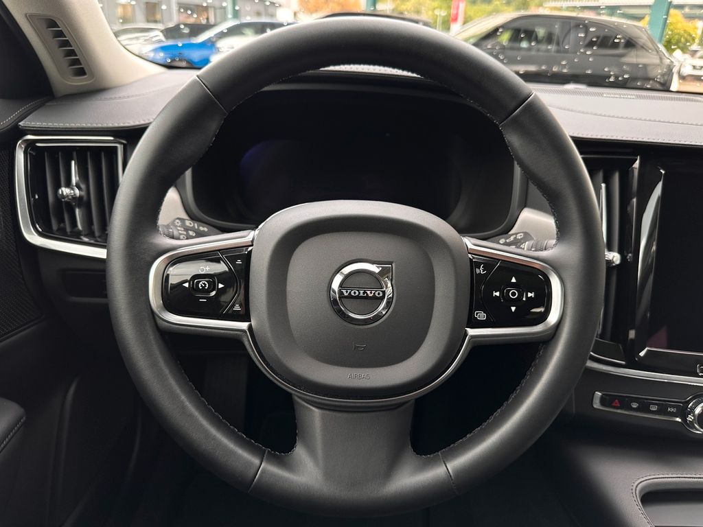 Volvo V90 Cross Country B4 AWD Ultimate *HUD*Pano*360°