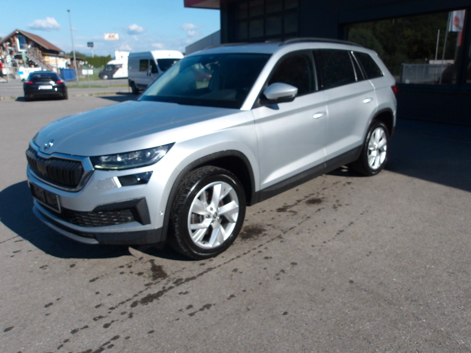 Skoda Kodiaq Tour TDI "7-Sitze,AHV" EXP € 16750.-