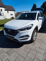 Hyundai TUCSON 1.6 GDI Pure Pure - Hyundai TUCSON: Pure