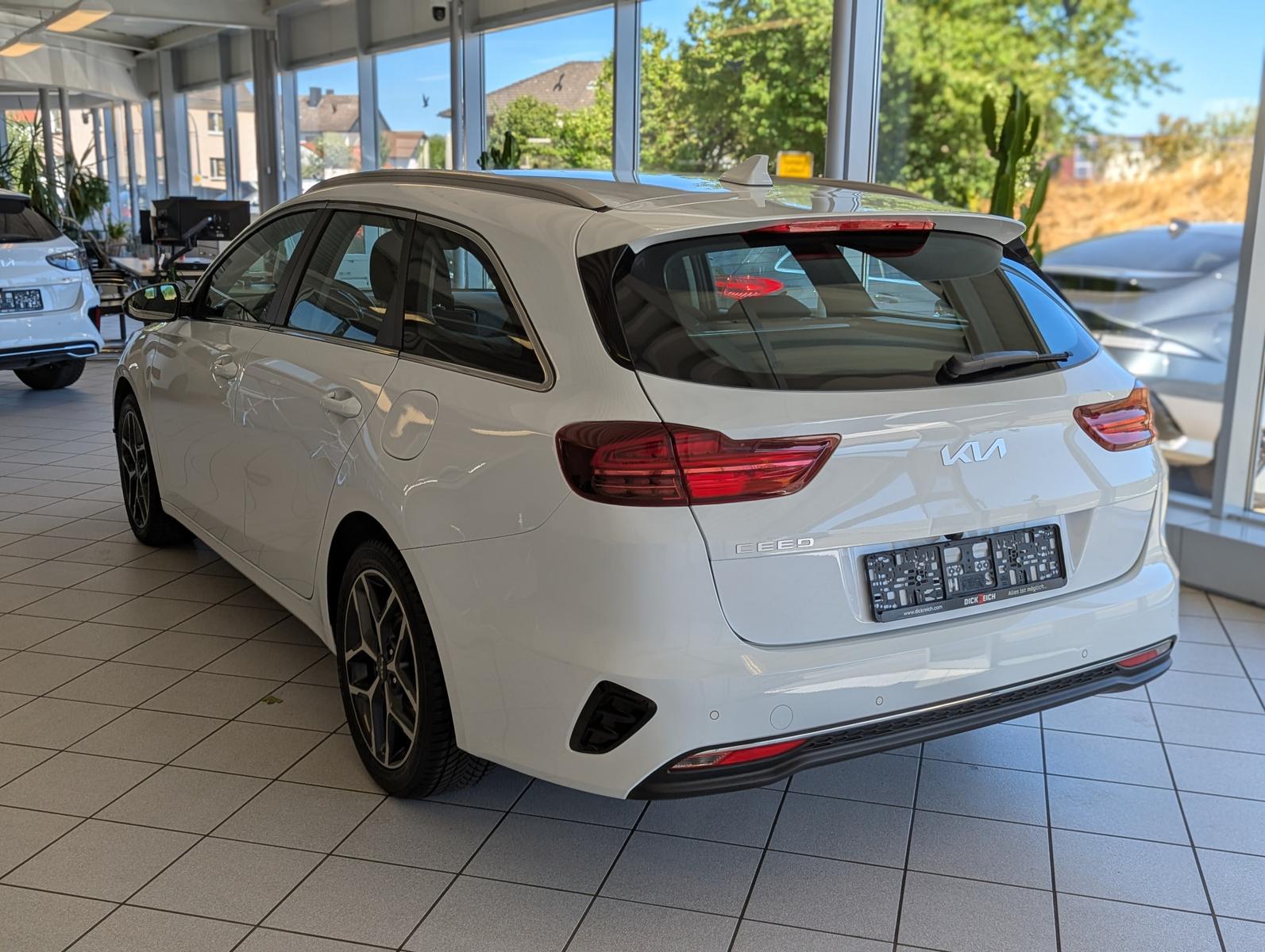 Kia cee'd Sportswagon 1.5 DCT Spirit LED JBL Cam 7J