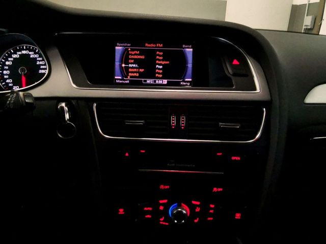 Audi A4 S line Sportpaket-plus quattro Navi PDC19Zoll